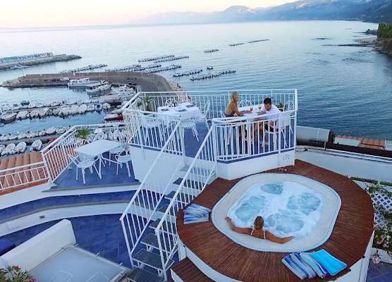 BUE MARINO Hotel & Rooftop Bar 1
