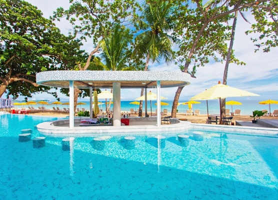 The Fair House Beach Resort & Hotel 1