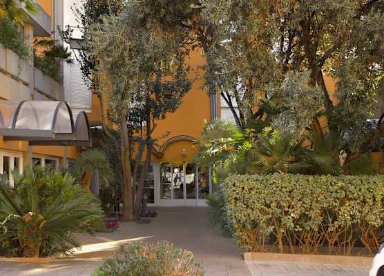 Mistral2 Hotel 1
