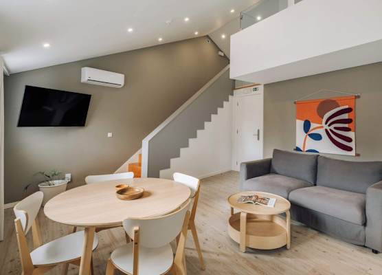 Lisbon Oriente Suites by Olala Homes 1