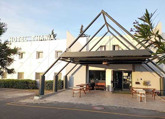 HOTEL THANIA Sète Frontignan 1