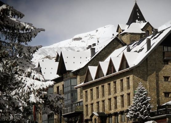 SNÖ Villa de Sallent 3 1
