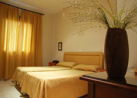 Hostal León 1