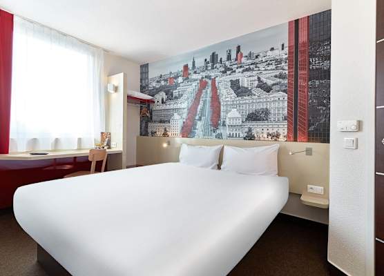 B&B Hotel Warszawa-Okęcie 1