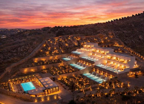 Muse οf Mykonos Luxury Suites 1