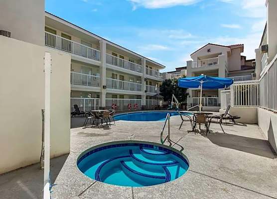 Howard Johnson By Wyndham Tempe University/Phoenix 1