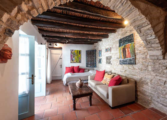 Kalavasos Square Apartments - With Access to Shared Pool 3 Minutes Walk 1