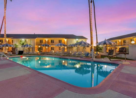 The Kennedy Tucson, SureStay Collection by Best Western 1