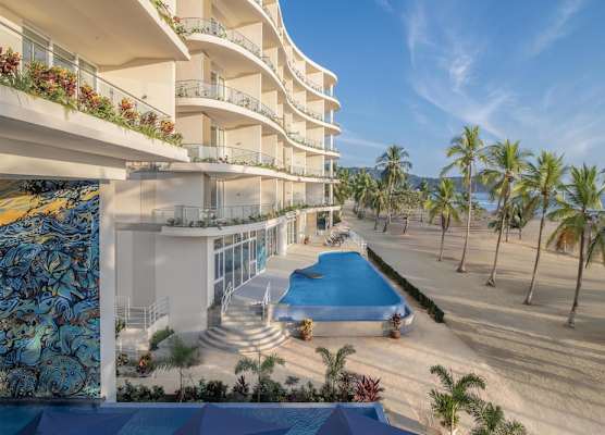 Clarita's Beach Bar & Resort, WorldHotels Elite 1