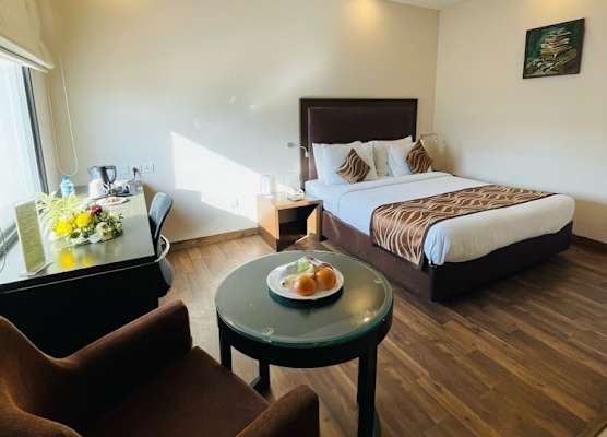 Vibe By The LaLiT Traveller 1