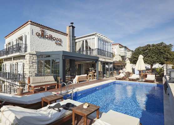 AlaBora Hotel 1