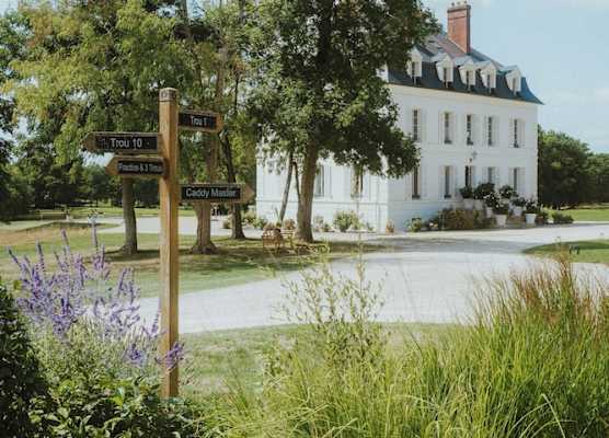 Domaine Du Roncemay - Hôtel, Restaurants, Spa & Golf 1