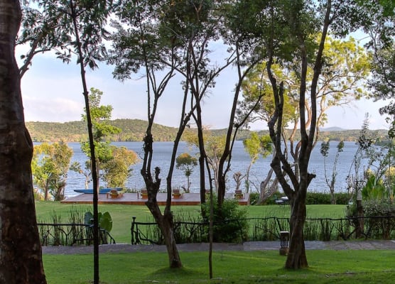 The Deer Park Hotel 1
