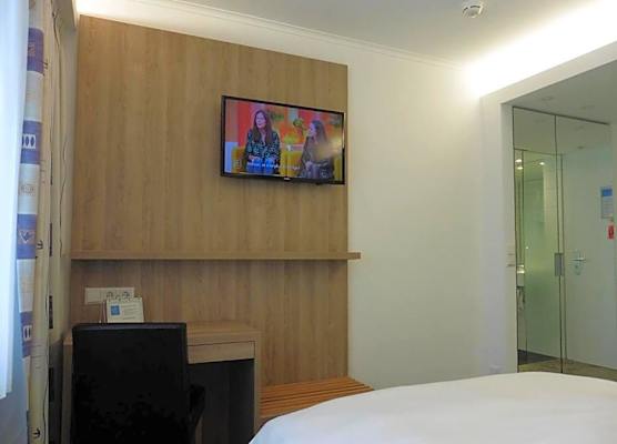Hotel Empire 1