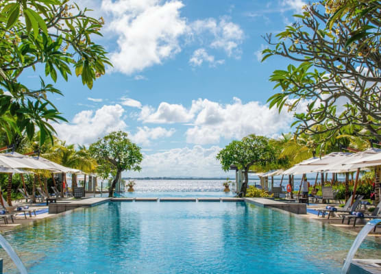 Crimson Resort and Spa - Mactan Island, Cebu 1
