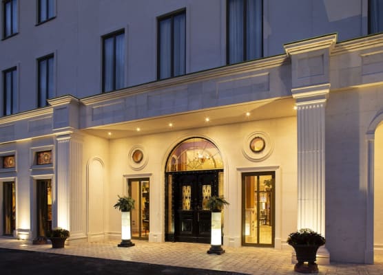 Lawlors Hotel 1