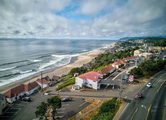 Ester Lee Oceanview Inn 1