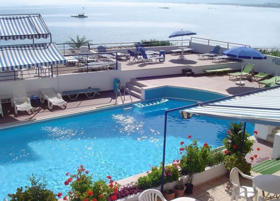 Hotel Thisvi 1