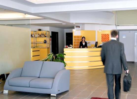 Dama Hotel 1