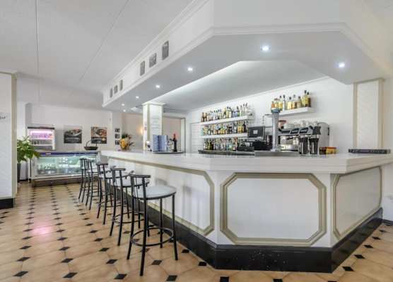 Apartamentos San Antonio Beach 1