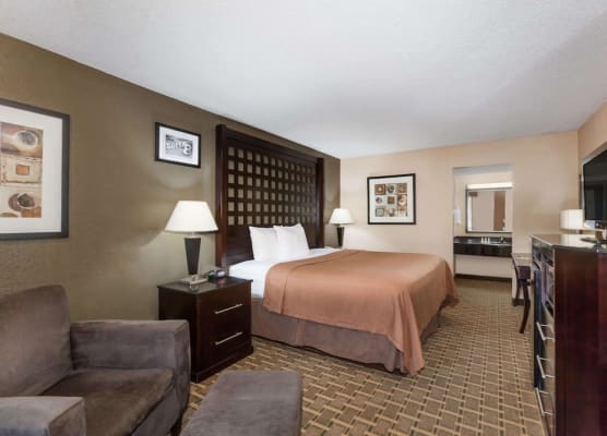 Super 8 by Wyndham Atoka 1