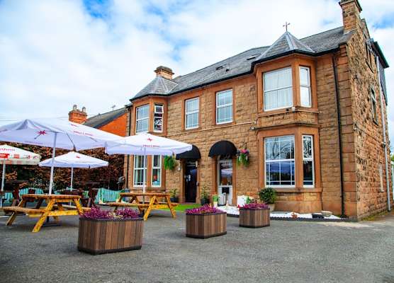 Pine Lodge Hotel & Restaurant Mansfield 1