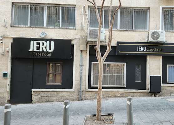 Jeru Caps CityCenter 1