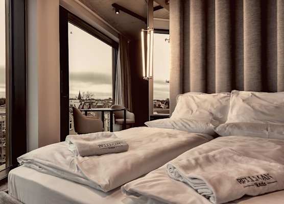 Bellman Hotel 1