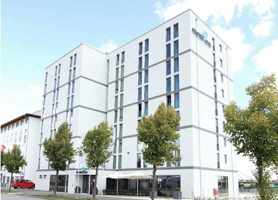 Motel One München-Garching 1
