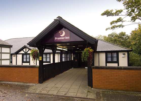 Premier Inn Manchester - Swinton 1