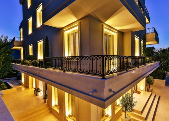 Avanti Hotel & Spa 1
