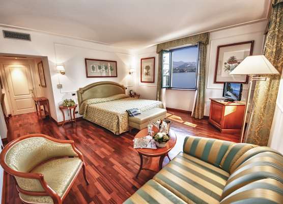Relais Casali della Cisterna 1