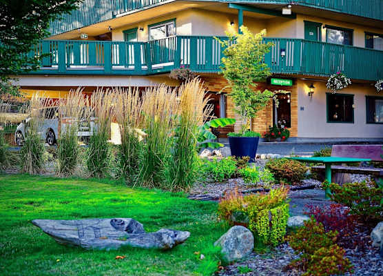Robin Hood Inn and Suites 1