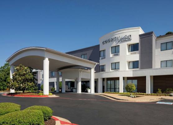 Courtyard by Marriott Texarkana 1