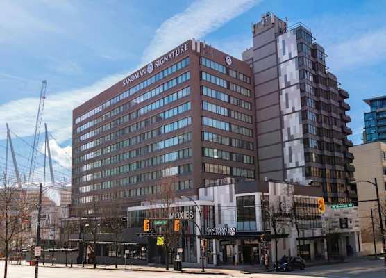 Sandman Signature Vancouver Downtown Hotel 1
