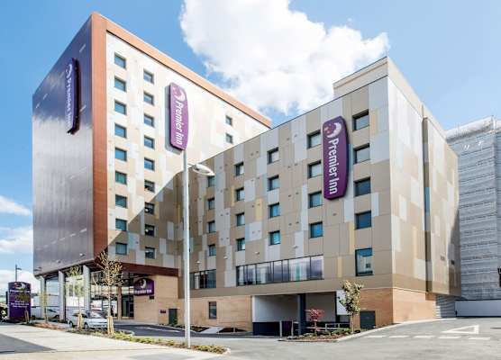 Premier Inn London Brentford 1