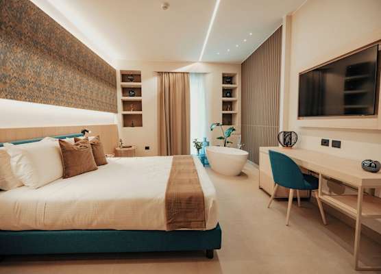 Lumia Hotel 1