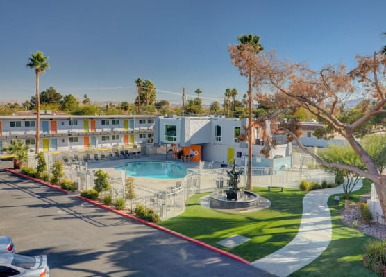 Thunderbird Boutique Hotel 1