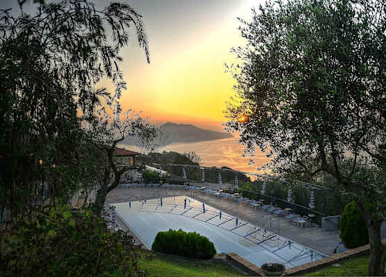 Gocce Di Capri Resort 1