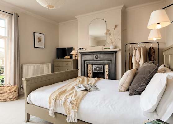Morleys Rooms - Located in the heart of Hurstpierpoint by Huluki Sussex Stays 1