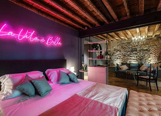 Vitrum - Como Luxury Suites 1