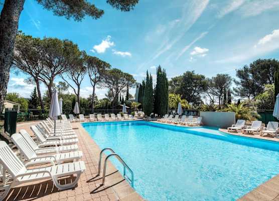 Comfort Aparthotel Frejus La Tour de Mare 1