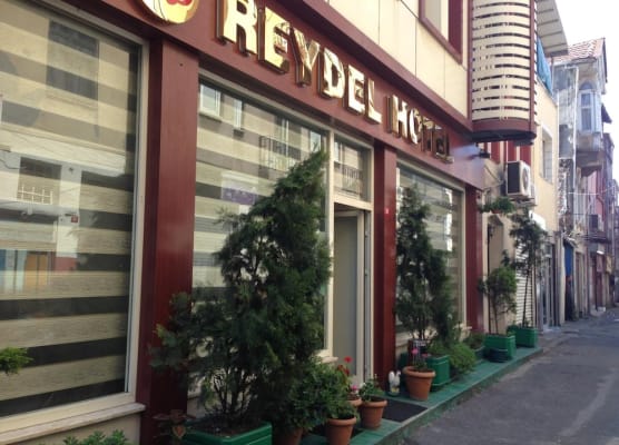 Reydel Hotel 1