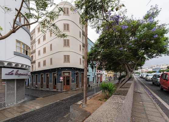 Vegueta Rooftop Suites by Airnest 1