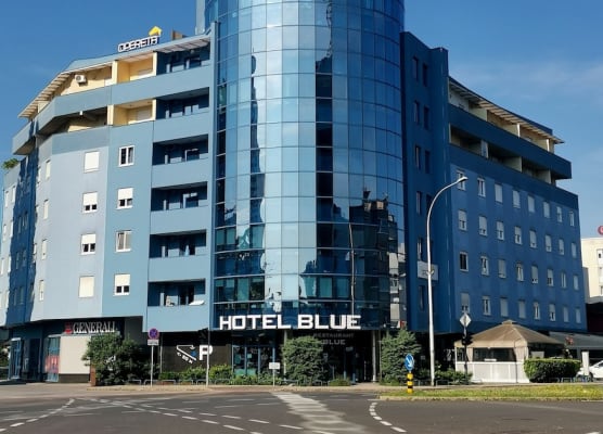Hotel Blue 1