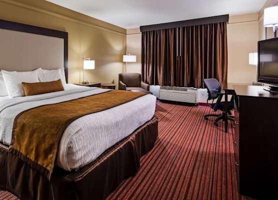 Best Western Plus Strawberry Inn & Suites 1