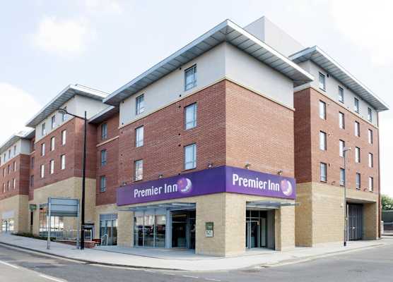 Premier Inn Lincoln City Centre 1