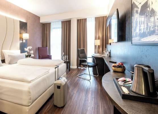 PLAZA Premium Berlin Kurfürstendamm 1