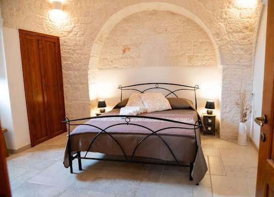 Pietra Rosa Apulian Home 1
