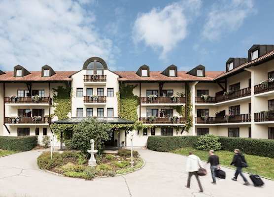 Landhotel Rosenberger 1